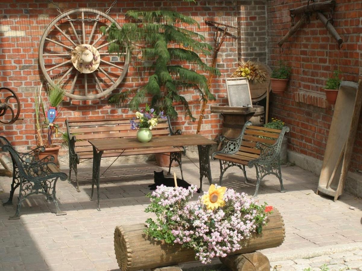 Pension Schuetze Daasdorf am Berge Exterior photo